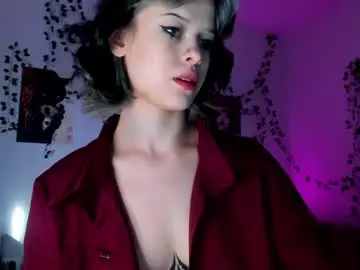 Chaturbate Live Sex Cam of maddie_veil