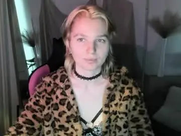 Chaturbate Live Sex Cam of noxiepearl