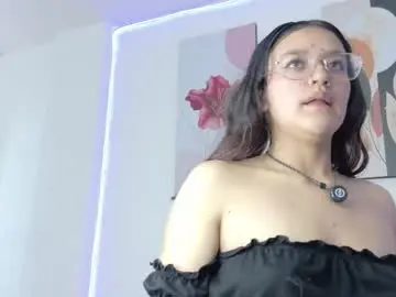 Chaturbate Free Porn Cam of helen_diaz1