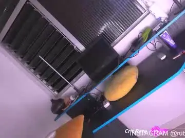 Chaturbate Adult Webcam of rubi_rouss