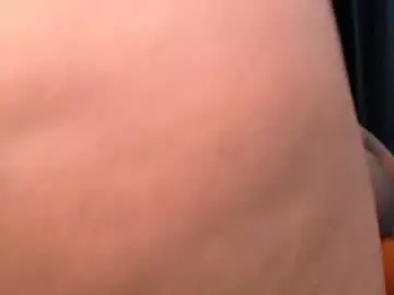 Chaturbate Live Sex Cam of slim_aria