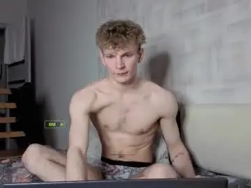 Chaturbate Live Sex Cam of adamharriss