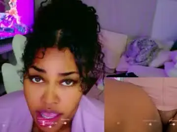 Chaturbate Best live sex cam show of carmencash_