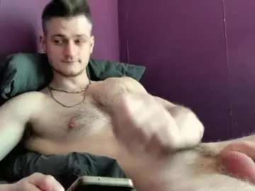 Chaturbate Live Sex Cam of freddy_pretty