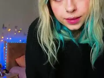 Chaturbate Live Sex Cam of lavenderlav