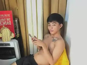 Chaturbate Live Sex Cam of boynextdoor4ux