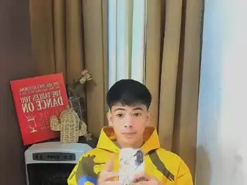 Chaturbate Live Sex Cam of boynextdoor4ux