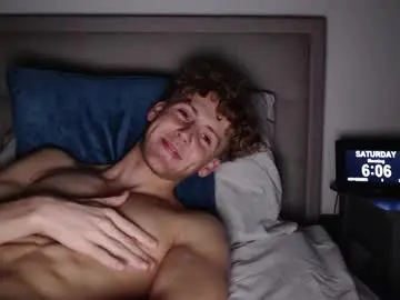 Chaturbate Live Sex Cam of dominantalex182