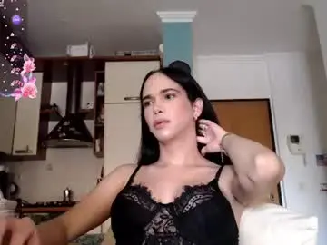 Chaturbate Live Sex of luara_