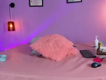 Chaturbate Live Sex Cam of matias_skinny