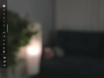 Chaturbate Live Sex Cam of moirebroady