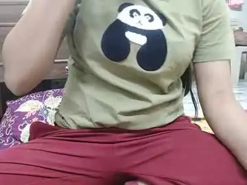 Chaturbate Nude Webcam of parneetu_642