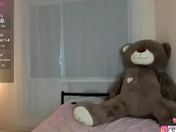 Chaturbate Watch Live Sex Cams of ren_yoonn