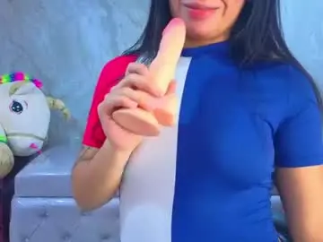 Chaturbate Watch Live Sex Cams of bratz_a