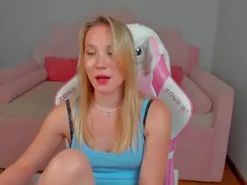 Chaturbate Adult Webcams of elaravoltage