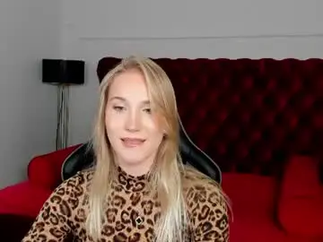Chaturbate Best live sex cam show of elaravoltage