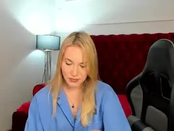Chaturbate Adult Webcams of elaravoltage