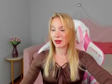 Chaturbate Live Sex of elaravoltage