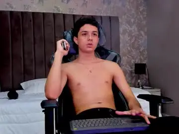 Chaturbate Sex Cam of ethanlowell