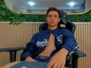 Chaturbate Best Webcam of ethanlowell