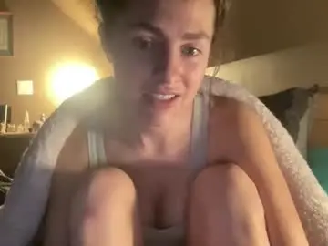 Chaturbate Live Sex Cam of rylancurlygirlxoxo