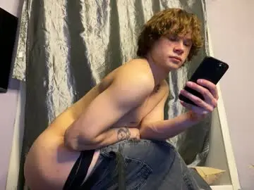 Chaturbate Live Sex Cam of eitanhere