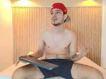 Chaturbate Live Sex Cam of im_bull