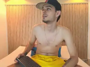 Chaturbate Watch Live Sex Cams of im_bull