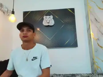 Chaturbate Live Sex Cam of jordanandandrew