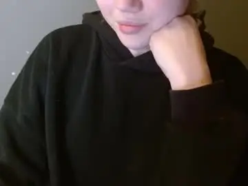 Chaturbate Live Sex Cam of leyla_le