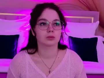 Chaturbate Best live sex cam show of nikaflowers
