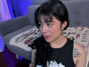 Chaturbate Live Sex Cam of flower_smith_