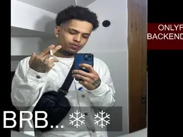 Chaturbate Live Sex Cam of lilray99