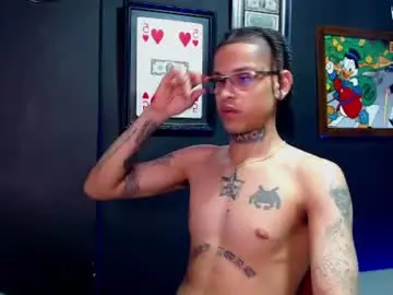 Chaturbate Live Sex of lilray99
