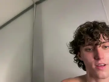 Chaturbate Live Sex Cam of loves_leo