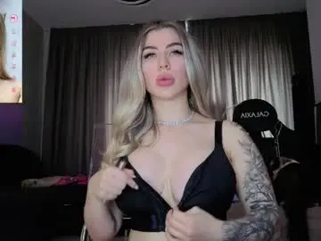 Chaturbate Best live sex cam show of megan_ros_