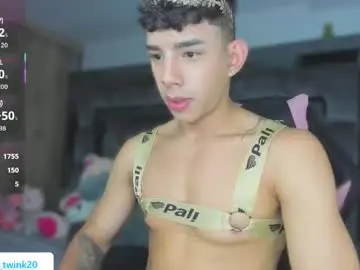 Chaturbate Private Sex Chat of andrew_twink18
