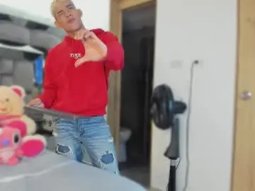 Chaturbate Sex Chat of andrew_twink18