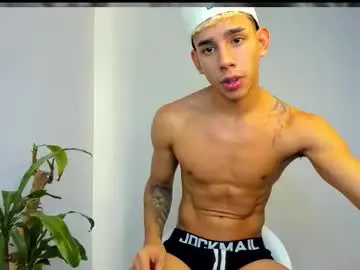 Chaturbate Live Sex of andrew_twink18