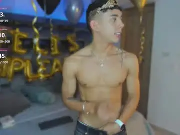 Chaturbate Private Sex Chat of andrew_twink18