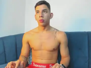 Chaturbate Adult Webcams of andrew_twink18