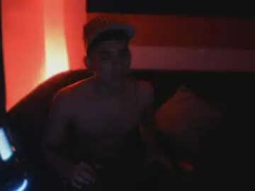 Chaturbate Adult Video Chat of andrew_twink18