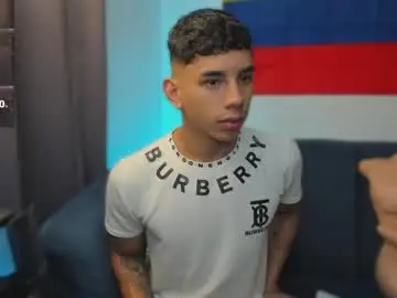Chaturbate Sex Cam of andrew_twink18