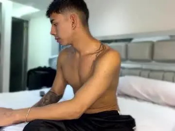 Chaturbate Private Sex Chat of andrew_twink18