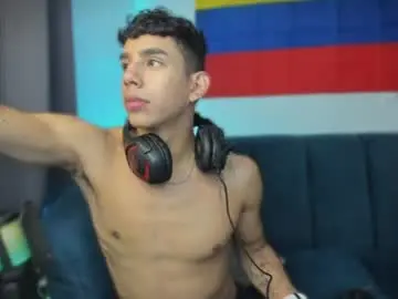 Chaturbate Adult Webcam of andrew_twink18