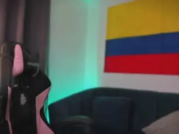 Chaturbate Live Porn of andrew_twink18