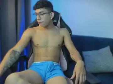 Chaturbate Sex Chat of andrew_twink18