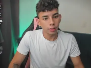 Chaturbate Live Sex of andrew_twink18