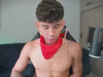 Chaturbate Adult Webcam of andrew_twink18