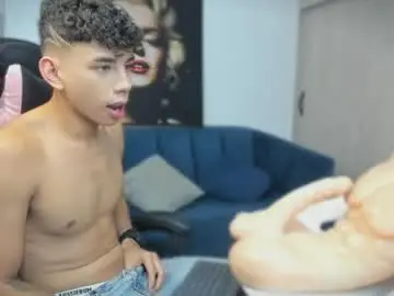 Chaturbate Free Live Porn of andrew_twink18